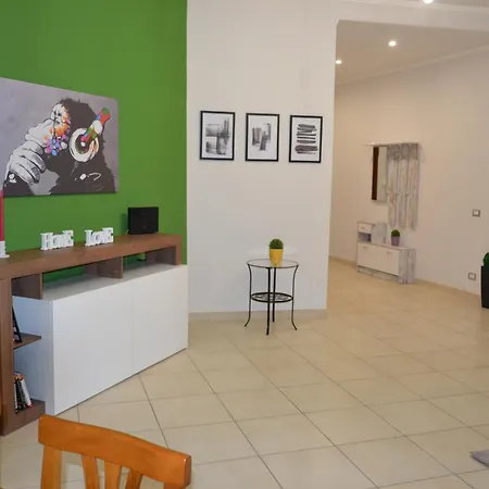 Daire Garbantsuite In *