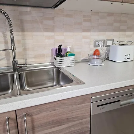 Garbantsuite In Apartment *