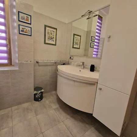 Garbantsuite In *