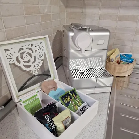 Garbantsuite In Apartment *